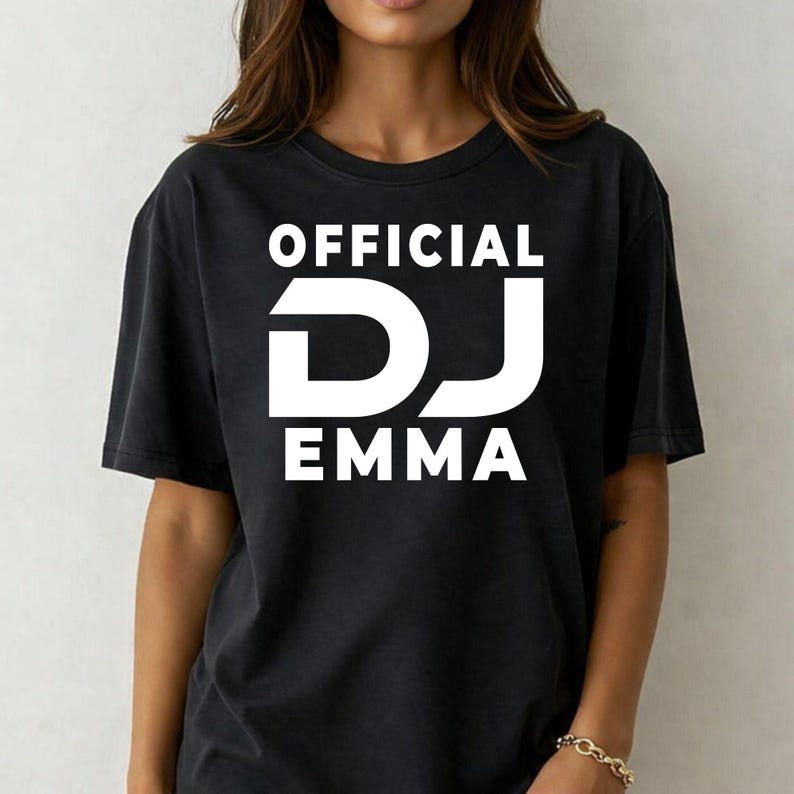 Designed for professional DJs, music producers, club performers and electronic music enthusiasts, this personalised Official DJ shirt features your custom DJ name in a bold modern design. Perfect for performances, rehearsals and everyday wear, this premium t-shirt delivers style and comfort. Every order is professionally printed in the UK by TeezoraPrints using premium-quality materials.